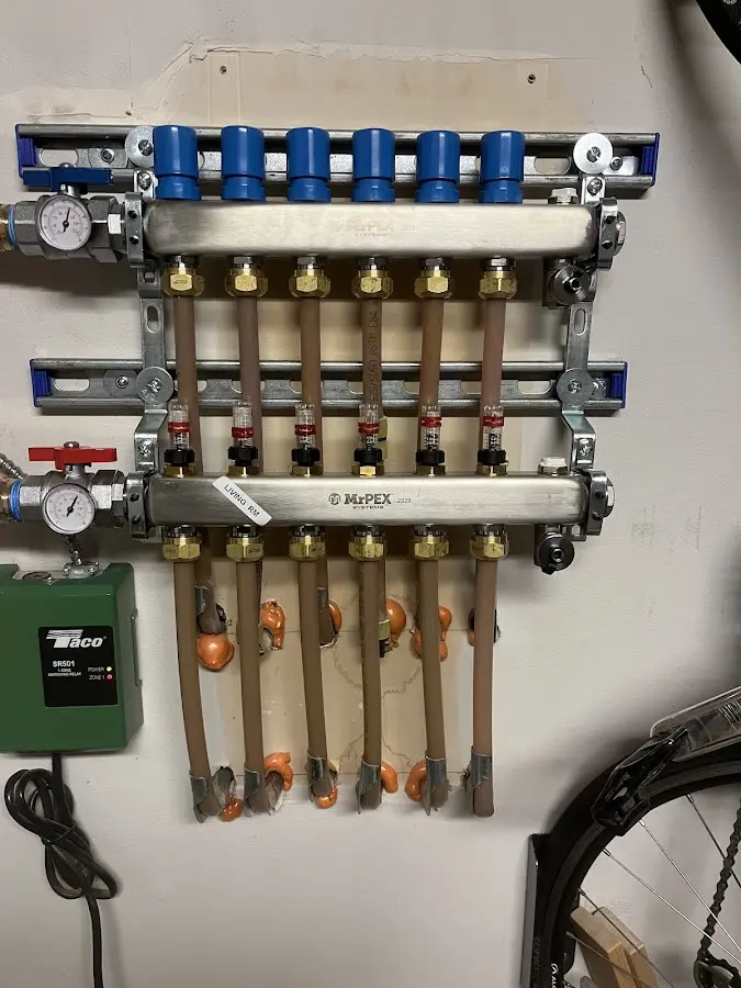 Plumber performing Leak Detection at a residential property in Southside